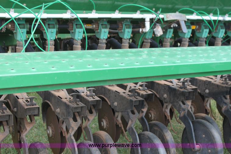 image for item G4135 2003 Great Plains 3S-4000 drill