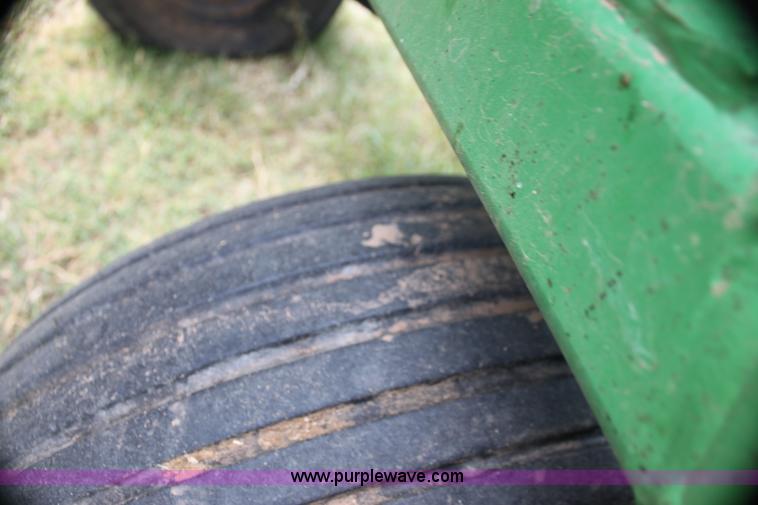 image for item G4135 2003 Great Plains 3S-4000 drill