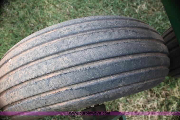 image for item G4135 2003 Great Plains 3S-4000 drill