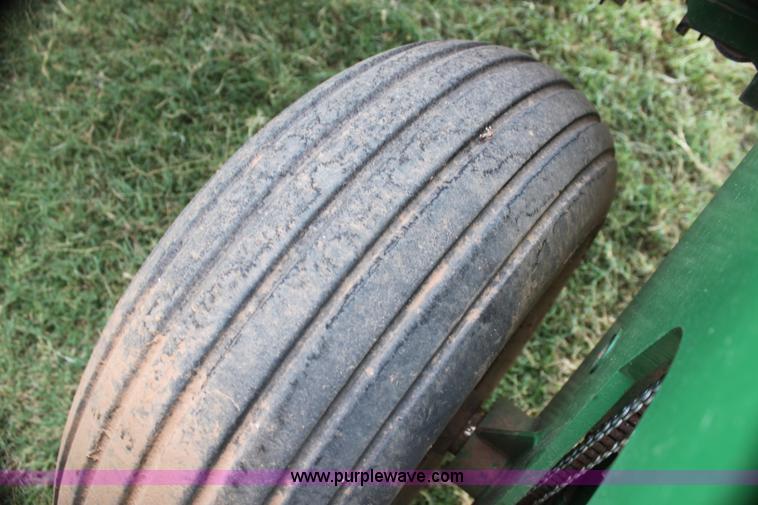 image for item G4135 2003 Great Plains 3S-4000 drill