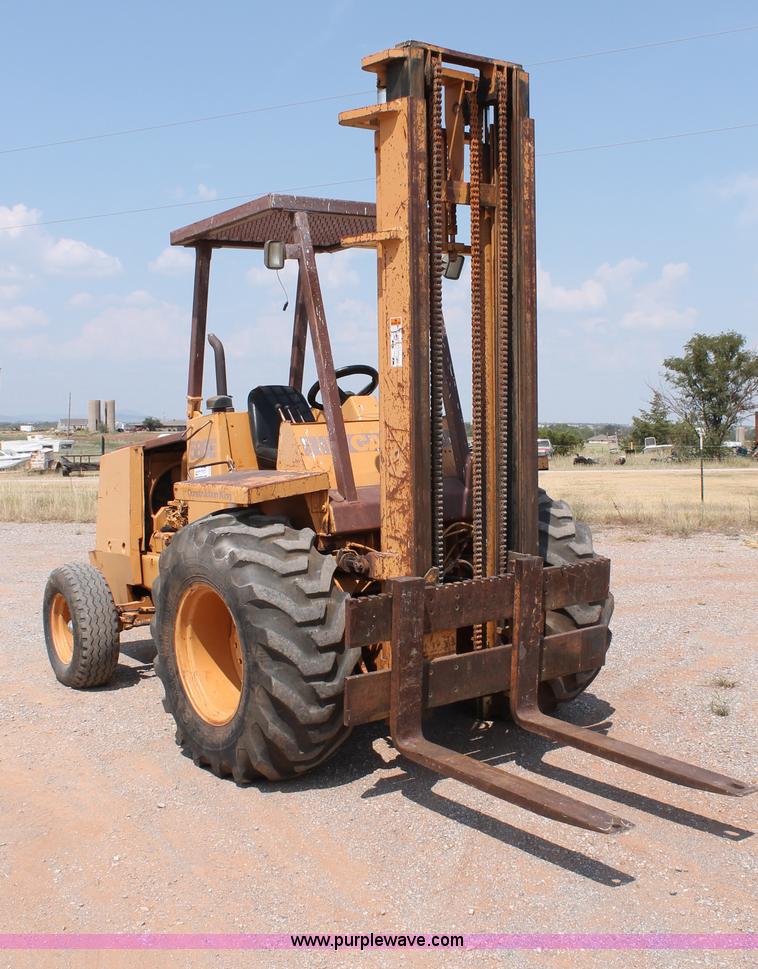 image for item G5805 1986 Case 586E Construction King forklift
