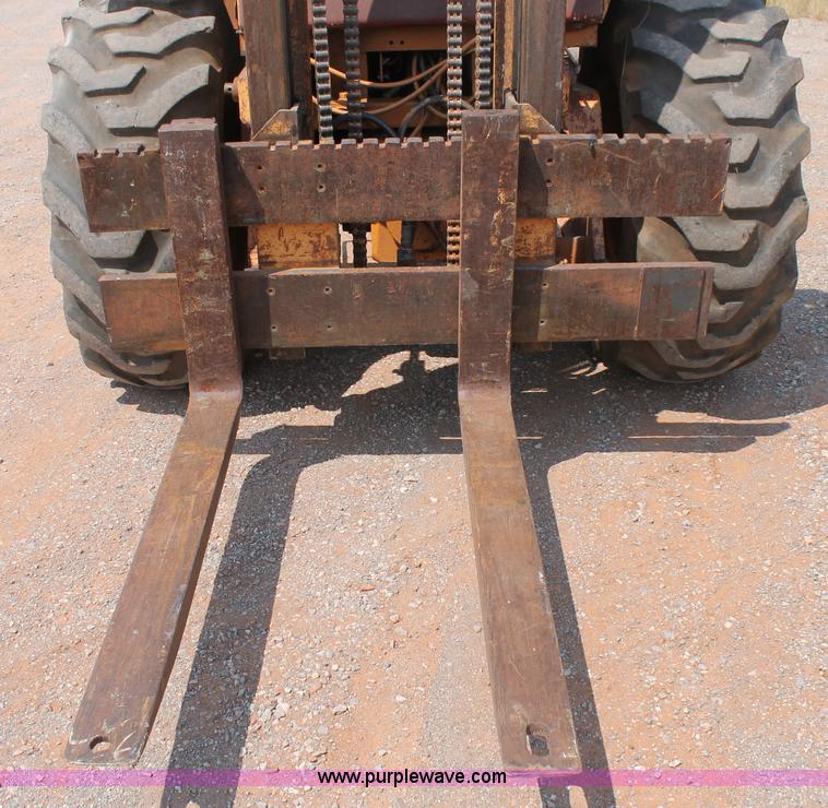 image for item G5805 1986 Case 586E Construction King forklift