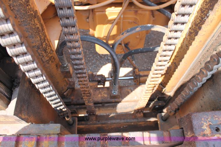 image for item G5805 1986 Case 586E Construction King forklift