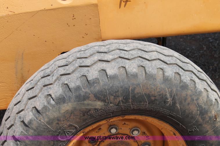 image for item G5805 1986 Case 586E Construction King forklift