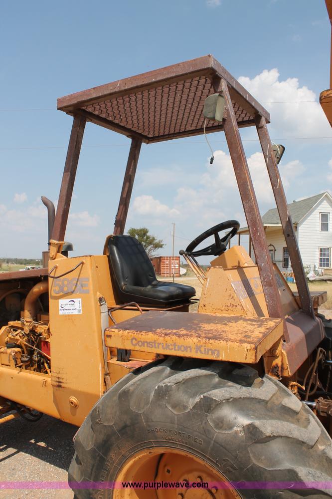 image for item G5805 1986 Case 586E Construction King forklift