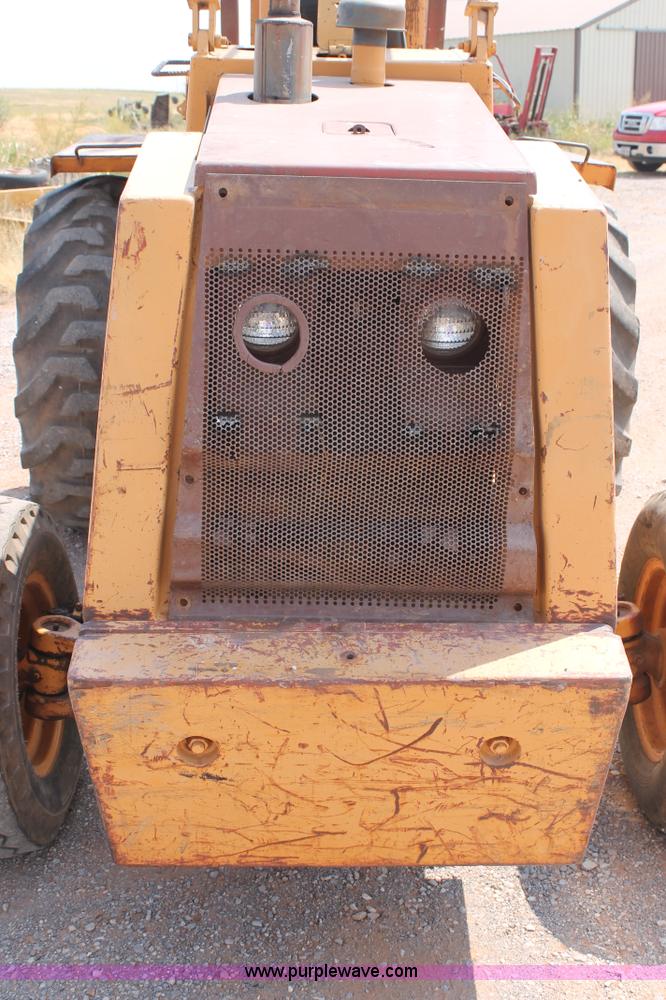 image for item G5805 1986 Case 586E Construction King forklift