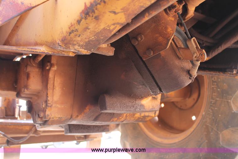 image for item G5805 1986 Case 586E Construction King forklift