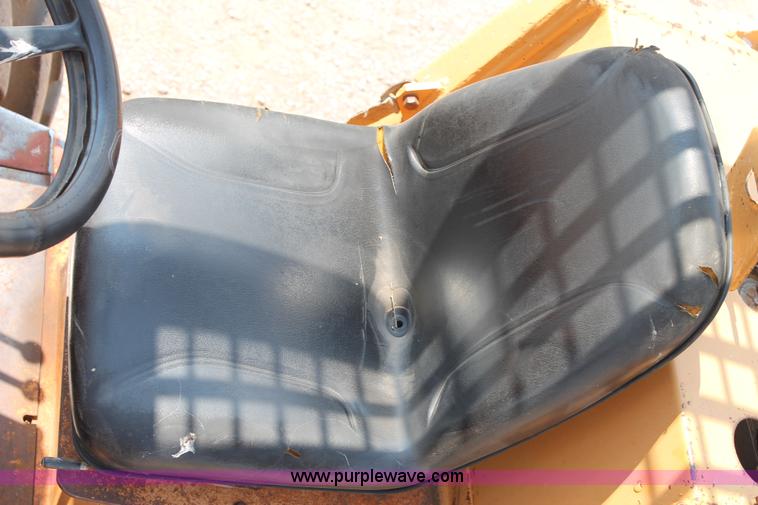 image for item G5805 1986 Case 586E Construction King forklift