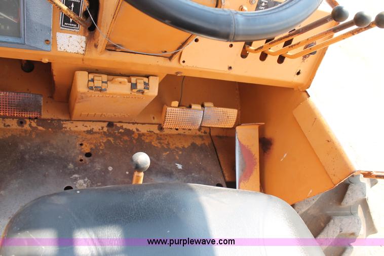 image for item G5805 1986 Case 586E Construction King forklift