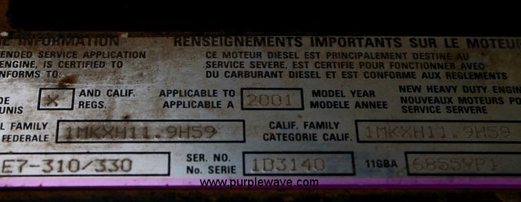 image for item G5809 2002 Mack CH613 semi truck