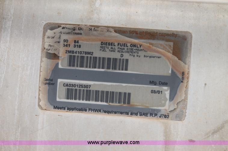 image for item G5809 2002 Mack CH613 semi truck