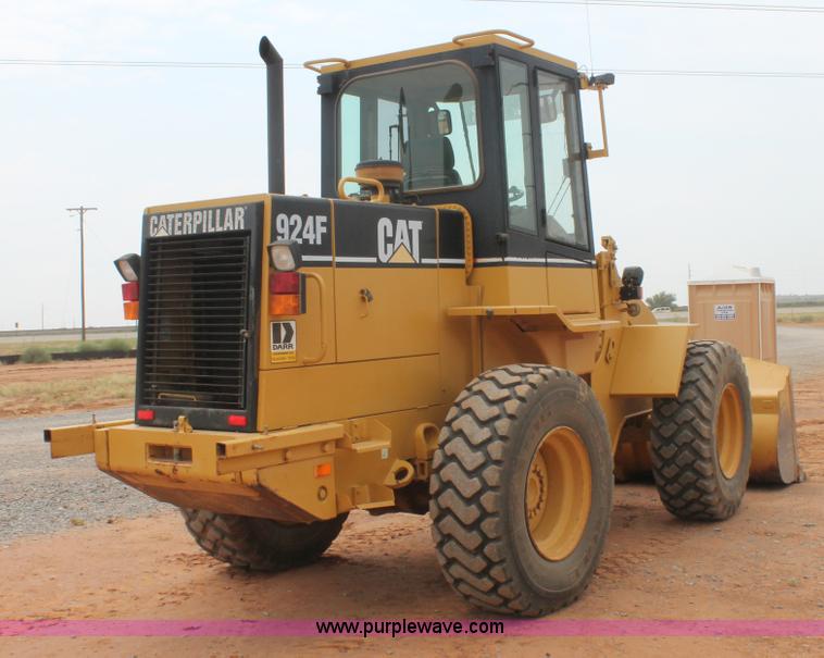 image for item G5814 1998 Caterpillar 924F wheel loader