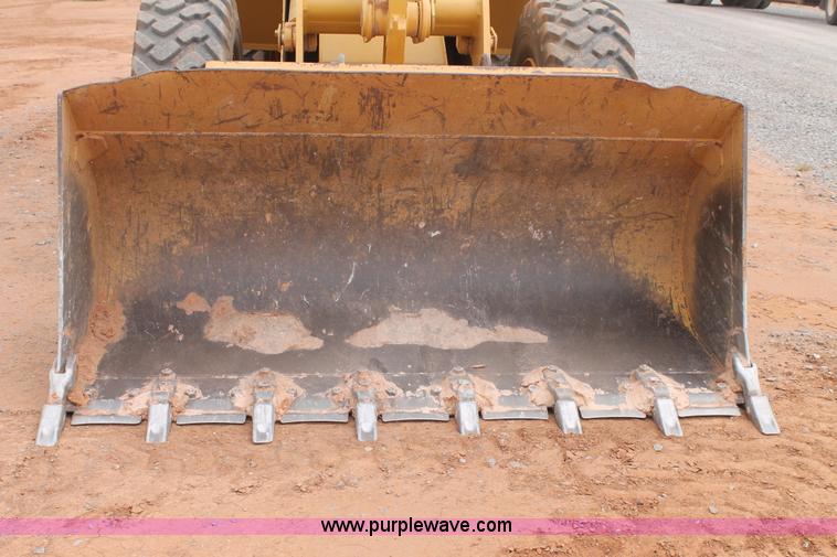 image for item G5814 1998 Caterpillar 924F wheel loader