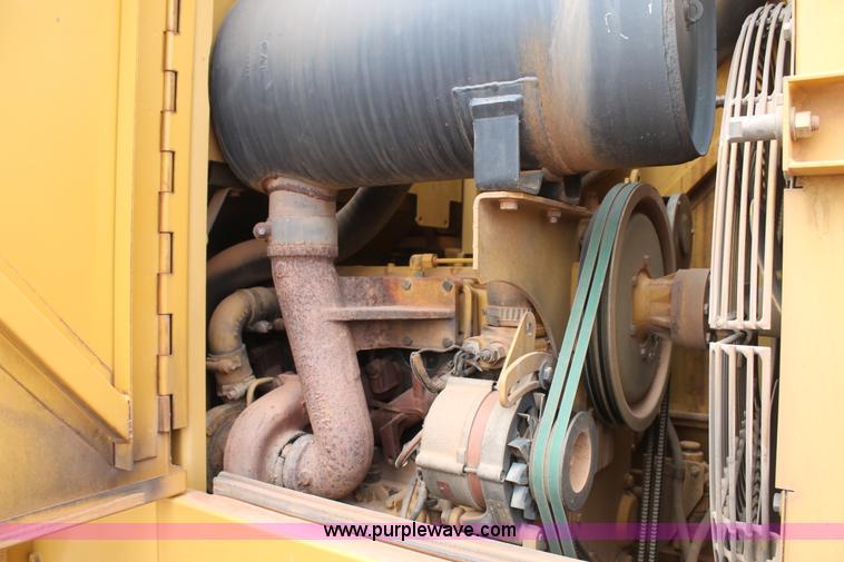 image for item G5814 1998 Caterpillar 924F wheel loader