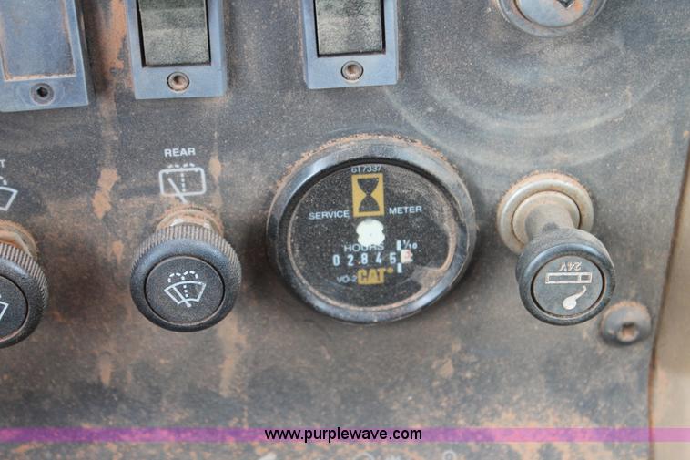 image for item G5814 1998 Caterpillar 924F wheel loader