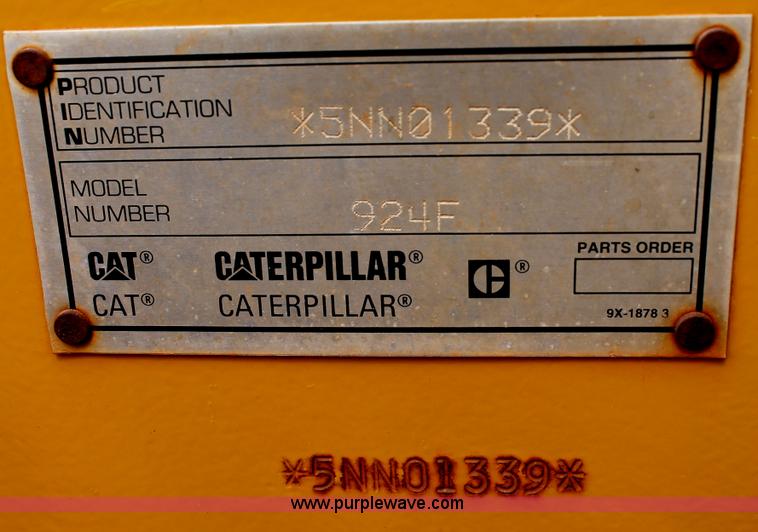 image for item G5814 1998 Caterpillar 924F wheel loader