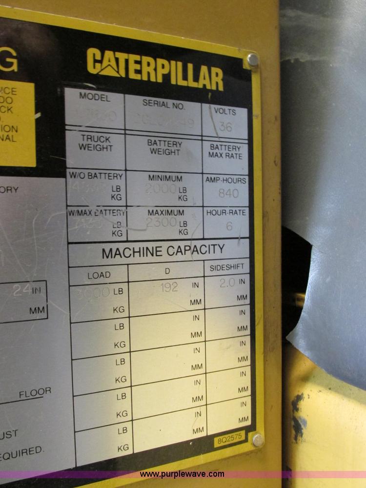 image for item I4490 Caterpillar NRR30S electric forklift