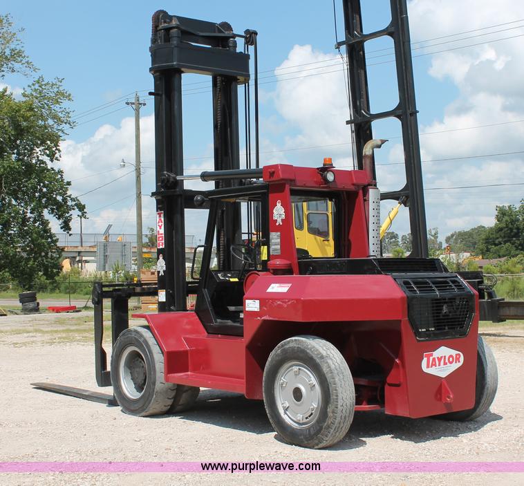image for item I7752 1992 Taylor TE2505 Big Red lift truck