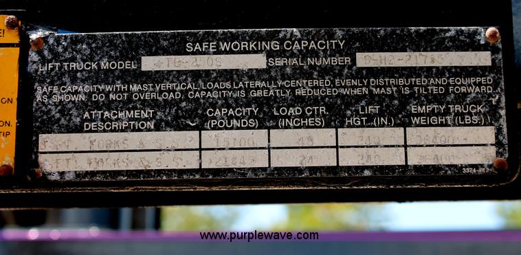 image for item I7752 1992 Taylor TE2505 Big Red lift truck