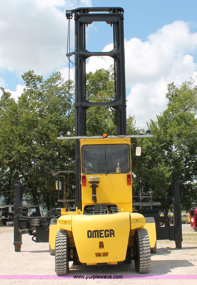 image for item I7754 2000 Omega 5ECH container handler