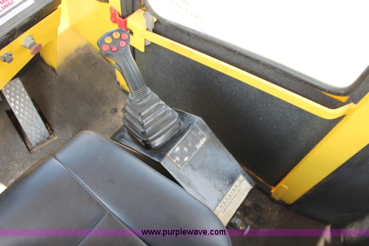 image for item I7754 2000 Omega 5ECH container handler