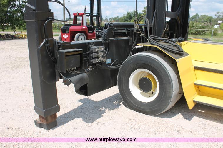 image for item I7754 2000 Omega 5ECH container handler