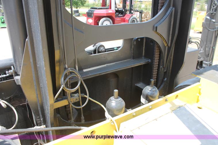 image for item I7754 2000 Omega 5ECH container handler