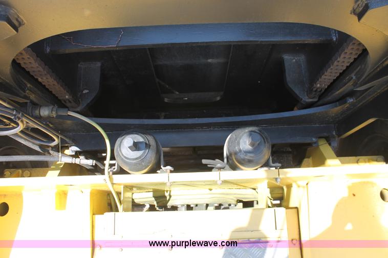 image for item I7754 2000 Omega 5ECH container handler