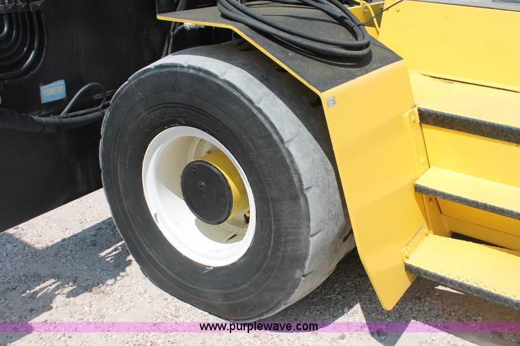 image for item I7754 2000 Omega 5ECH container handler