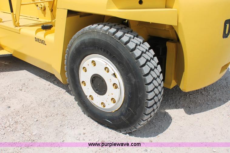 image for item I7754 2000 Omega 5ECH container handler