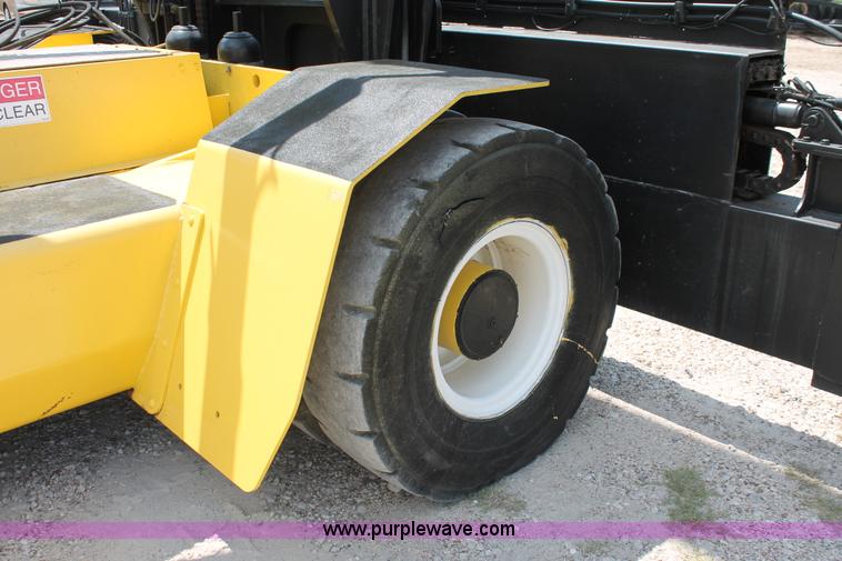 image for item I7754 2000 Omega 5ECH container handler