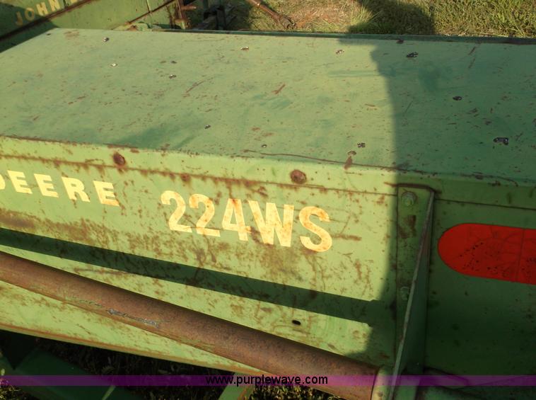 image for item M9259 John Deere 224WS square baler
