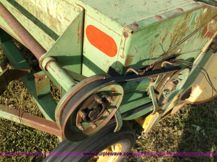 image for item M9259 John Deere 224WS square baler