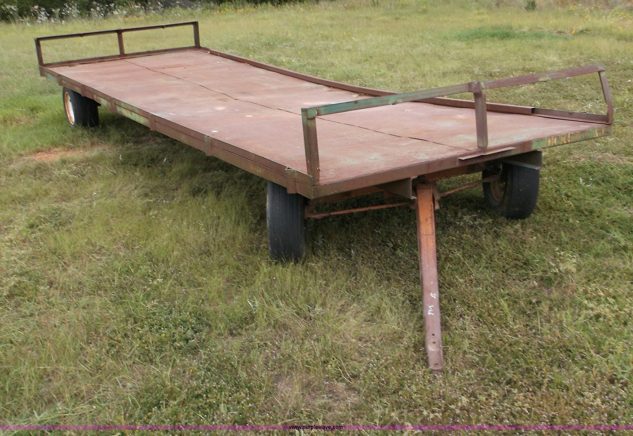 Steel flatbed hay wagon in Gracemont, OK Item M9262 sold Purple Wave