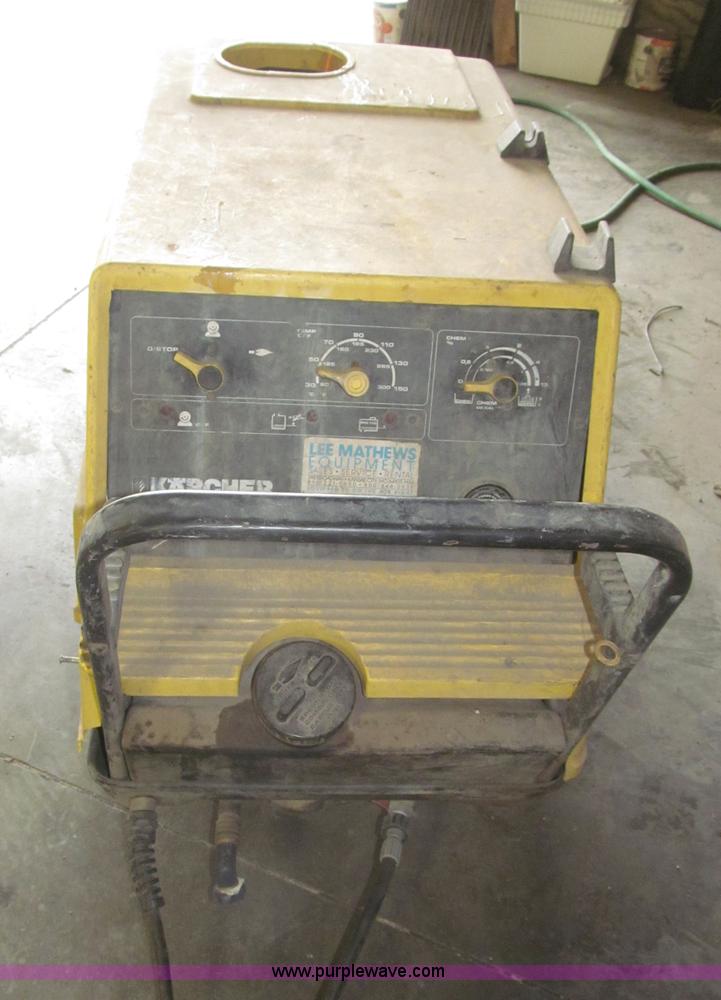 image for item AE9454 1993 Karcher 955 portable hot water pressure washer