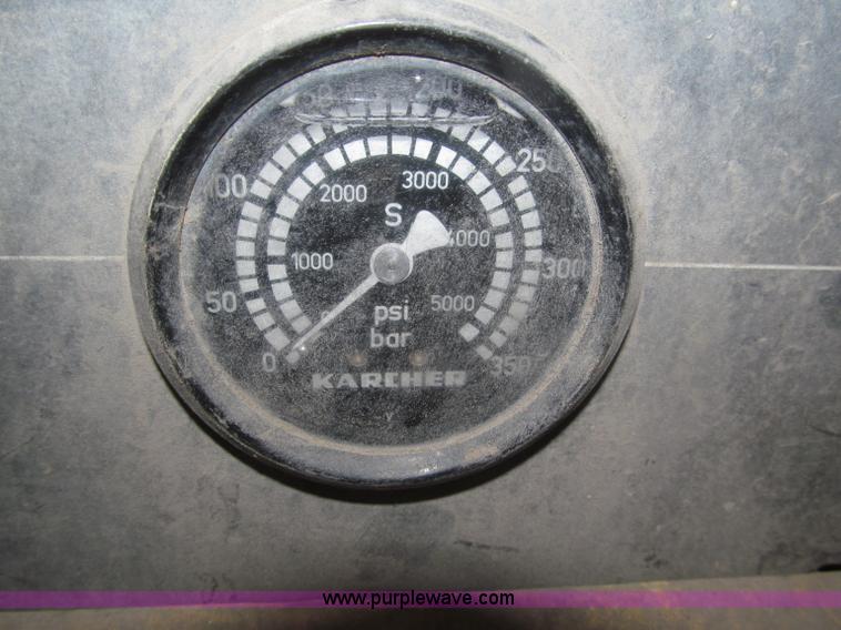 image for item AE9454 1993 Karcher 955 portable hot water pressure washer