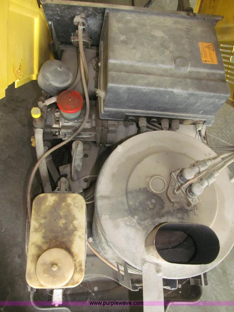 image for item AE9454 1993 Karcher 955 portable hot water pressure washer