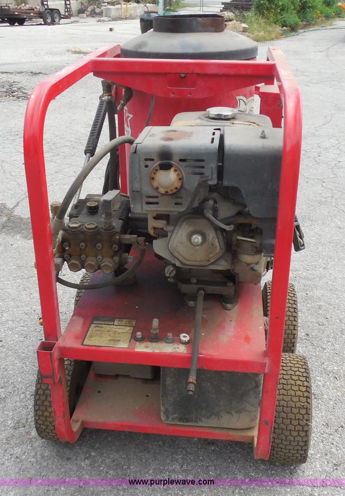 image for item AU9452 Shark steam pressure washer