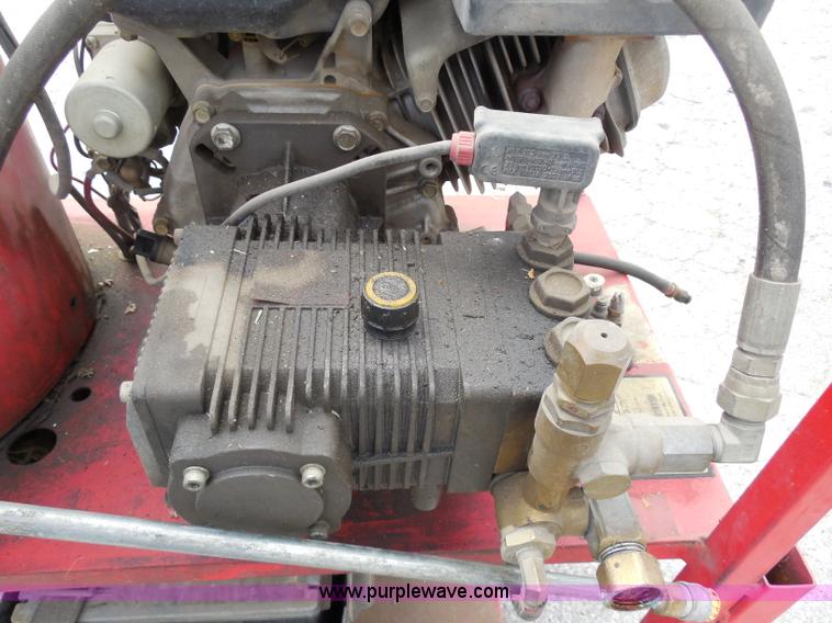 image for item AU9452 Shark steam pressure washer