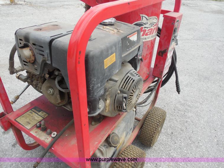 image for item AU9452 Shark steam pressure washer