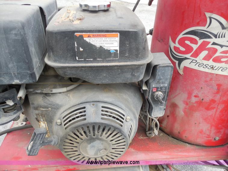 image for item AU9452 Shark steam pressure washer