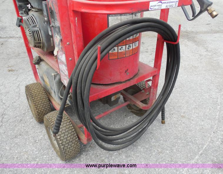 image for item AU9452 Shark steam pressure washer