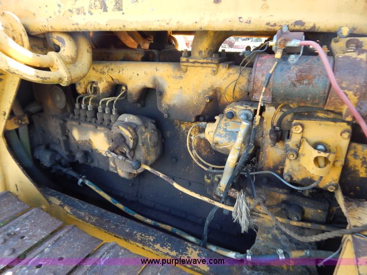 image for item B5804 1951 Caterpillar D6 dozer