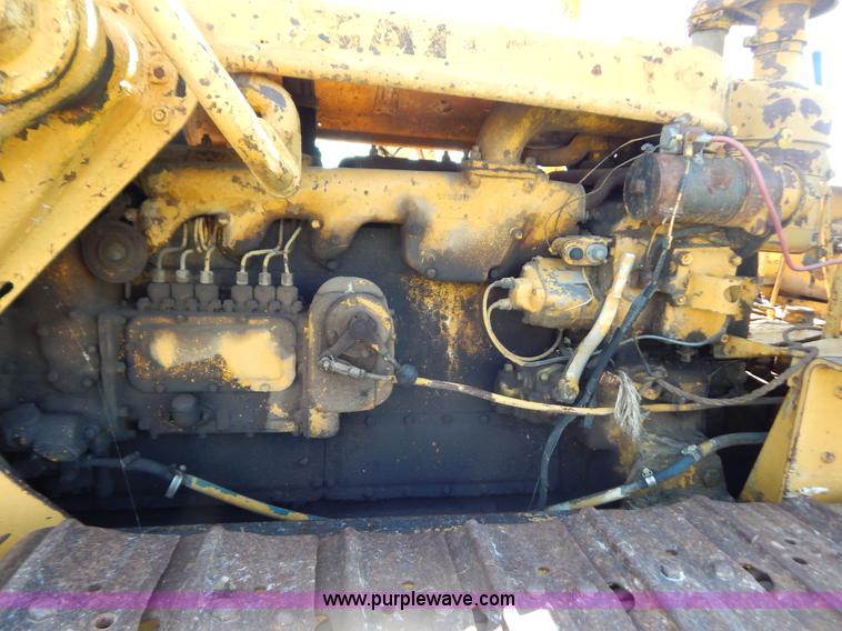 image for item B5804 1951 Caterpillar D6 dozer