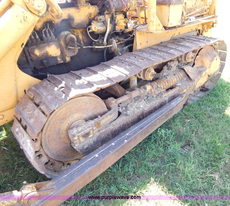 image for item B5804 1951 Caterpillar D6 dozer