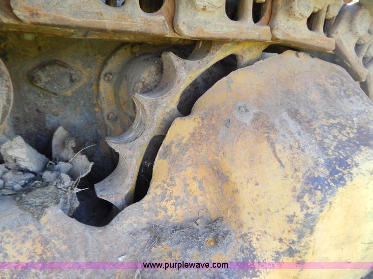 image for item B5804 1951 Caterpillar D6 dozer