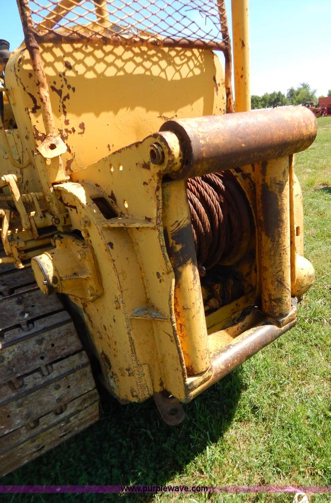 image for item B5804 1951 Caterpillar D6 dozer