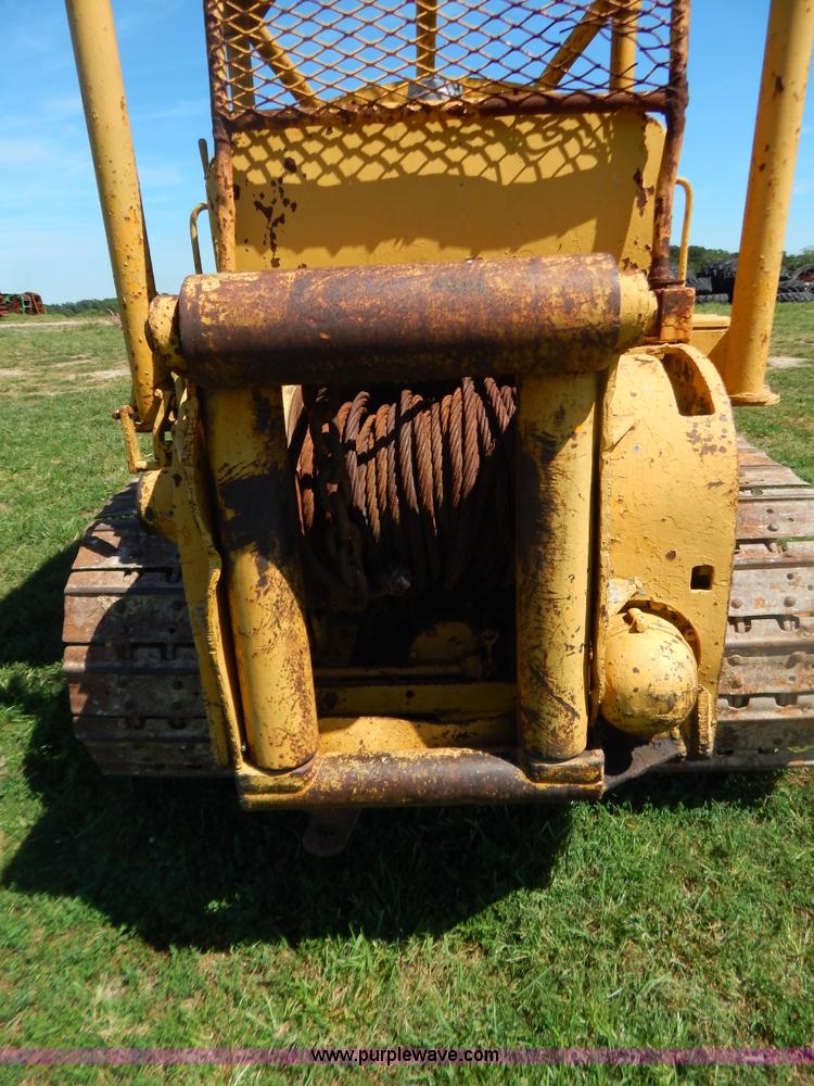 image for item B5804 1951 Caterpillar D6 dozer