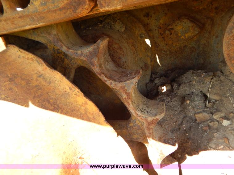 image for item B5804 1951 Caterpillar D6 dozer