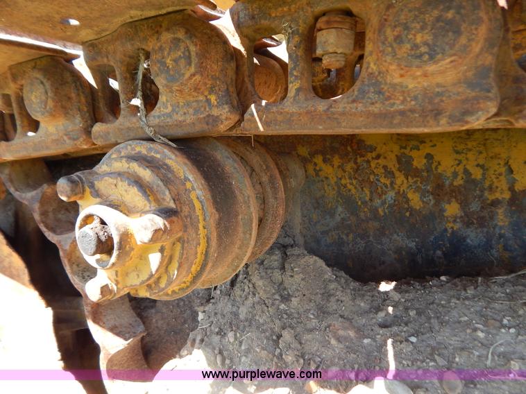 image for item B5804 1951 Caterpillar D6 dozer